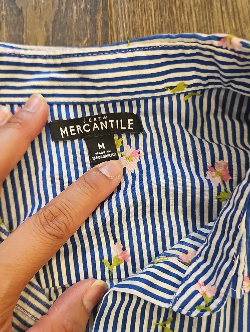 Jcrew Cotton Button Down - Picture 4 of 8